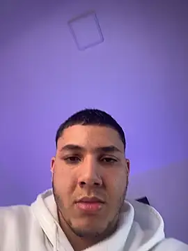 max valiant1 online show from March 10, 10:38 pm