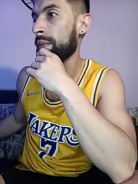 Enzo-wolf33 online show from October 16, 6:43 am