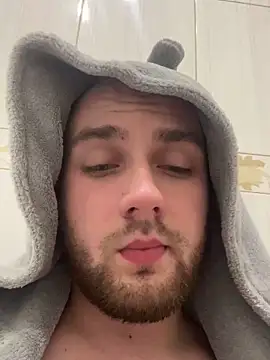 LuckyGirlfriends online show from February 5, 1:56 am