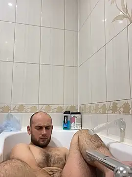 LuckyGirlfriends online show from November 11, 8:25 pm