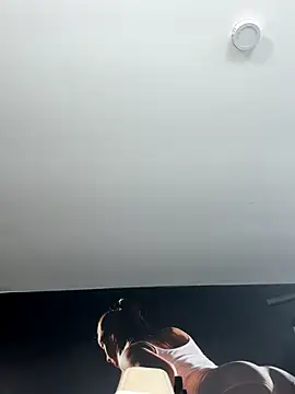 Snapshot of Mister_Obsession chatting on October 18, 7:19 pm Mister Obsession online show from October 18, 7:19 pm