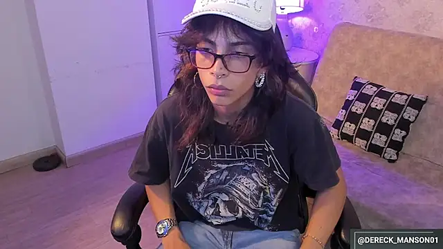 Dereck Manson online show from October 14, 11:50 am