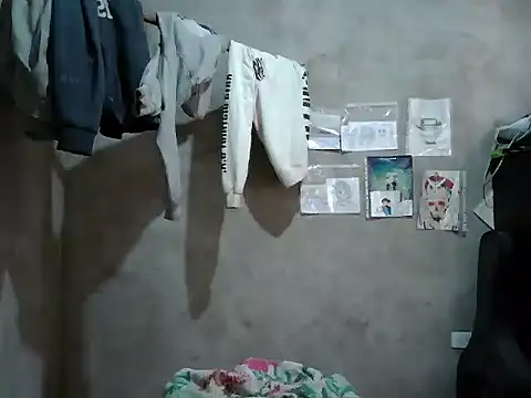 dirty model online show from April 26, 7:21 pm