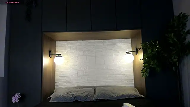 Snapshot of NoahDupont chatting on October 3, 8:47 pm NoahDupont online show from October 3, 8:47 pm