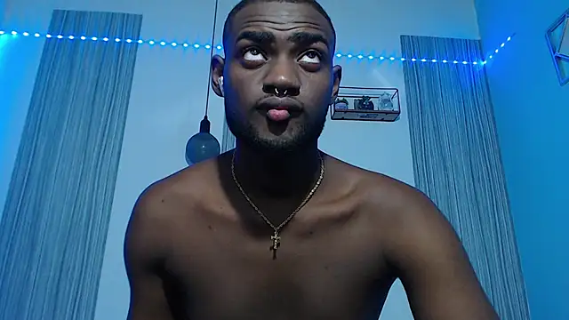Snapshot of eebony_stallion chatting on October 11, 3:54 am eebony stallion online show from October 11, 3:54 am