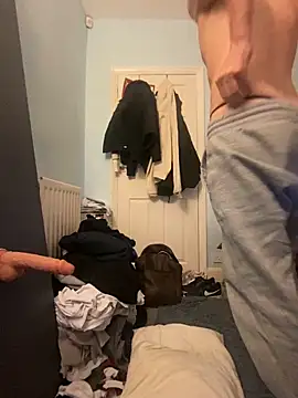 shyandchilling online show from March 25, 9:08 pm