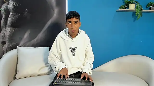 ender h0t online show from February 2, 2:03 pm