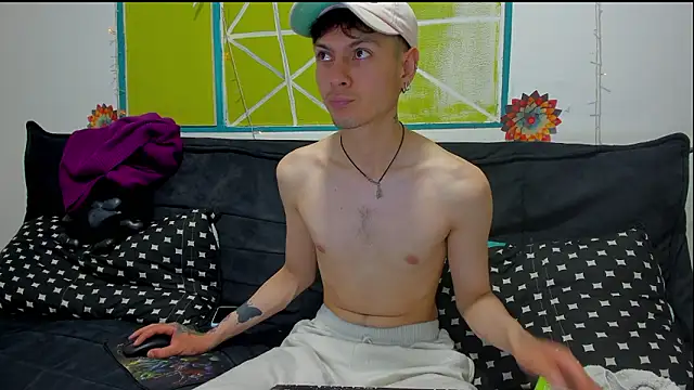 Dioniso guy8 online show from February 18, 7:11 pm