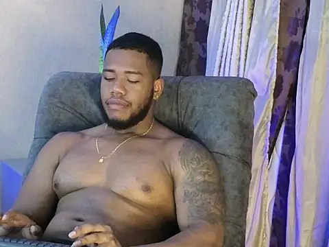 BenjaminCol  online show from October 17, 1:09 am