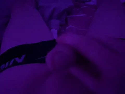 GiovanniBWC online show from April 20, 8:44 pm