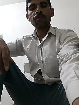 Snapshot of NoxiousFilename chatting on October 17, 2:21 pm NoxiousFilename online show from October 17, 2:21 pm