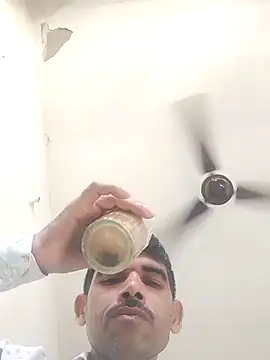 Snapshot of NoxiousFilename chatting on October 13, 4:18 am NoxiousFilename online show from October 13, 4:18 am