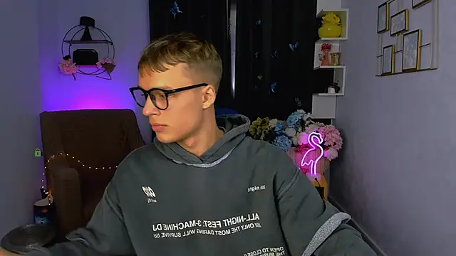 Snapshot of sam_nexor chatting on October 3, 7:08 pm sam nexor online show from October 3, 7:08 pm