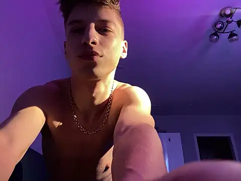 aandytwink online show from September 24, 12:03 pm