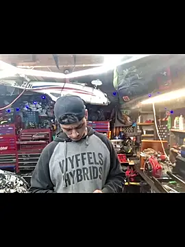 twistafatpipe online show from April 6, 11:37 pm