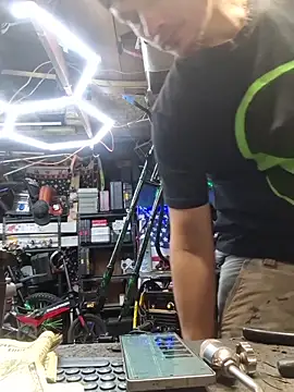 twistafatpipe online show from April 14, 10:09 pm