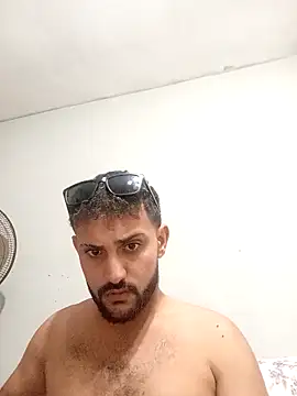 Snapshot of Muratcan33 chatting on October 14, 10:06 pm Muratcan33 online show from October 14, 10:06 pm