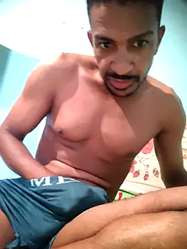 Gustavomoreno19 online show from November 10, 5:29 pm