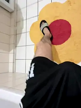 Snapshot of Dicksxd chatting on October 13, 8:53 am Dicksxd online show from October 13, 8:53 am