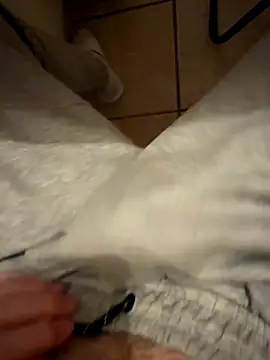 Snapshot of Dicksxd chatting on October 30, 9:27 pm Dicksxd online show from October 30, 9:27 pm