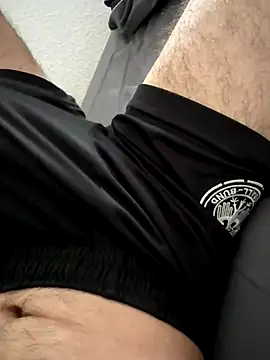 Snapshot of Dicksxd chatting on October 24, 9:00 am Dicksxd online show from October 24, 9:00 am