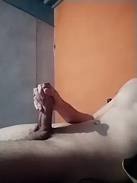 KingMaxiZ online show from December 5, 5:47 am