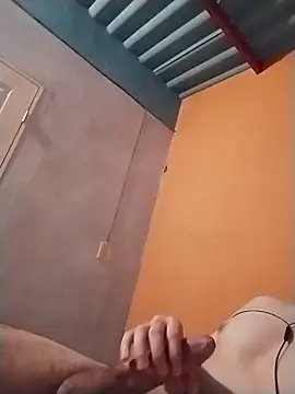 KingMaxiZ online show from June 2, 4:24 am