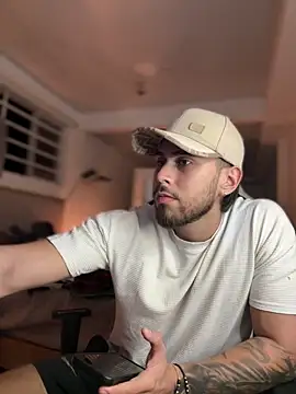 Tomas Olivia online show from December 17, 6:09 am