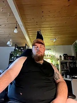 JohnDrippingCum online show from September 17, 7:20 am