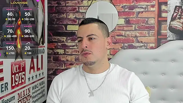 Snapshot of scotty_musicc chatting on September 19, 1:07 am scotty musicc online show from September 19, 1:07 am