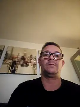 PatiVic online show from December 1, 4:04 am