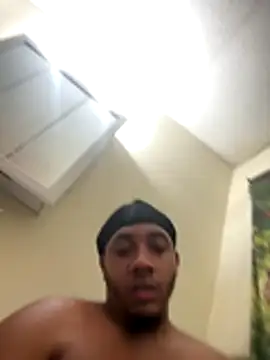 Kingstrokezxx online show from November 26, 2:47 am