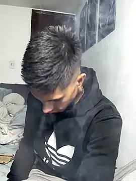Snapshot of Manuel99boy chatting on September 30, 4:51 am Manuel99boy online show from September 30, 4:51 am