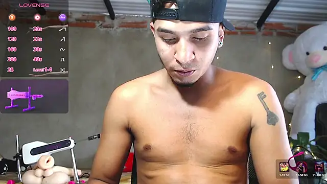 Angel latinboy online show from June 22, 3:16 pm