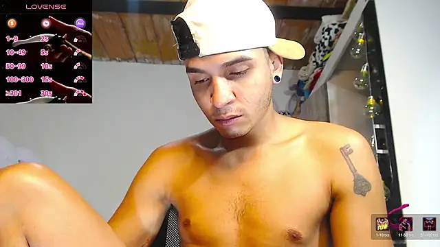 Angel latinboy online show from April 25, 1:41 pm