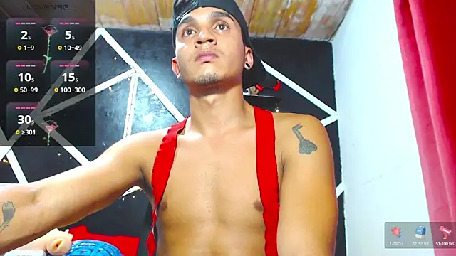 Angel latinboy online show from September 11, 10:09 pm