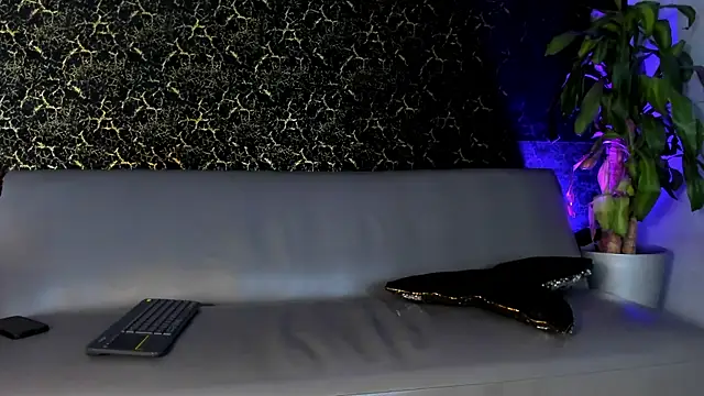 Snapshot of ArthurCox chatting on October 18, 5:51 pm ArthurCox online show from October 18, 5:51 pm