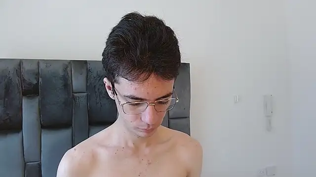 VIKTORNOIR online show from October 30, 2:29 pm