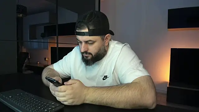 DravenPeak online show from April 12, 5:03 pm