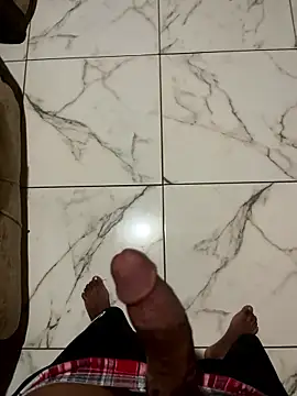 Prettylarge online show from January 11, 12:26 am