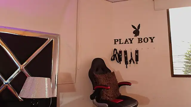 AlekRuizx online show from October 21, 8:34 pm