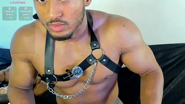 Snapshot of zarek_lux chatting on September 28, 2:48 pm zarek lux online show from September 28, 2:48 pm