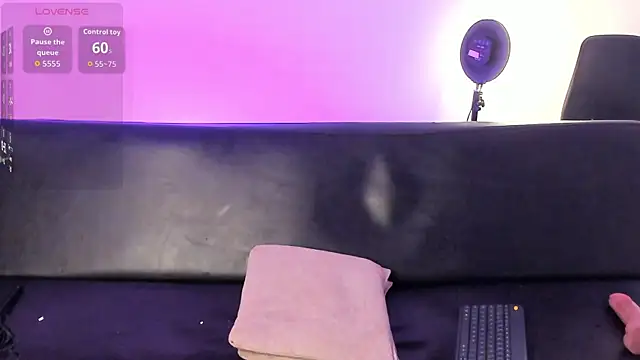 zarek lux online show from April 23, 12:29 pm