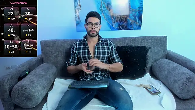 Snapshot of ZarekFox chatting on October 13, 7:20 pm ZarekFox online show from October 13, 7:20 pm