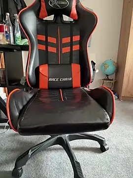 justleon187 online show from March 24, 3:17 pm