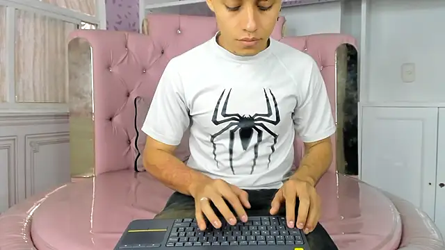 Dani rivass online show from March 19, 11:24 am