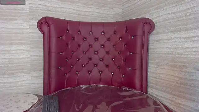 Dani rivass online show from March 13, 11:40 am