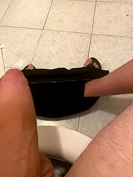 alexbigcock20cm online show from November 4, 9:43 am