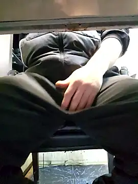 anggllaaa online show from March 25, 4:38 am