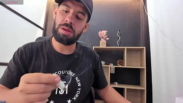 JhoanMontes online show from September 12, 8:09 pm